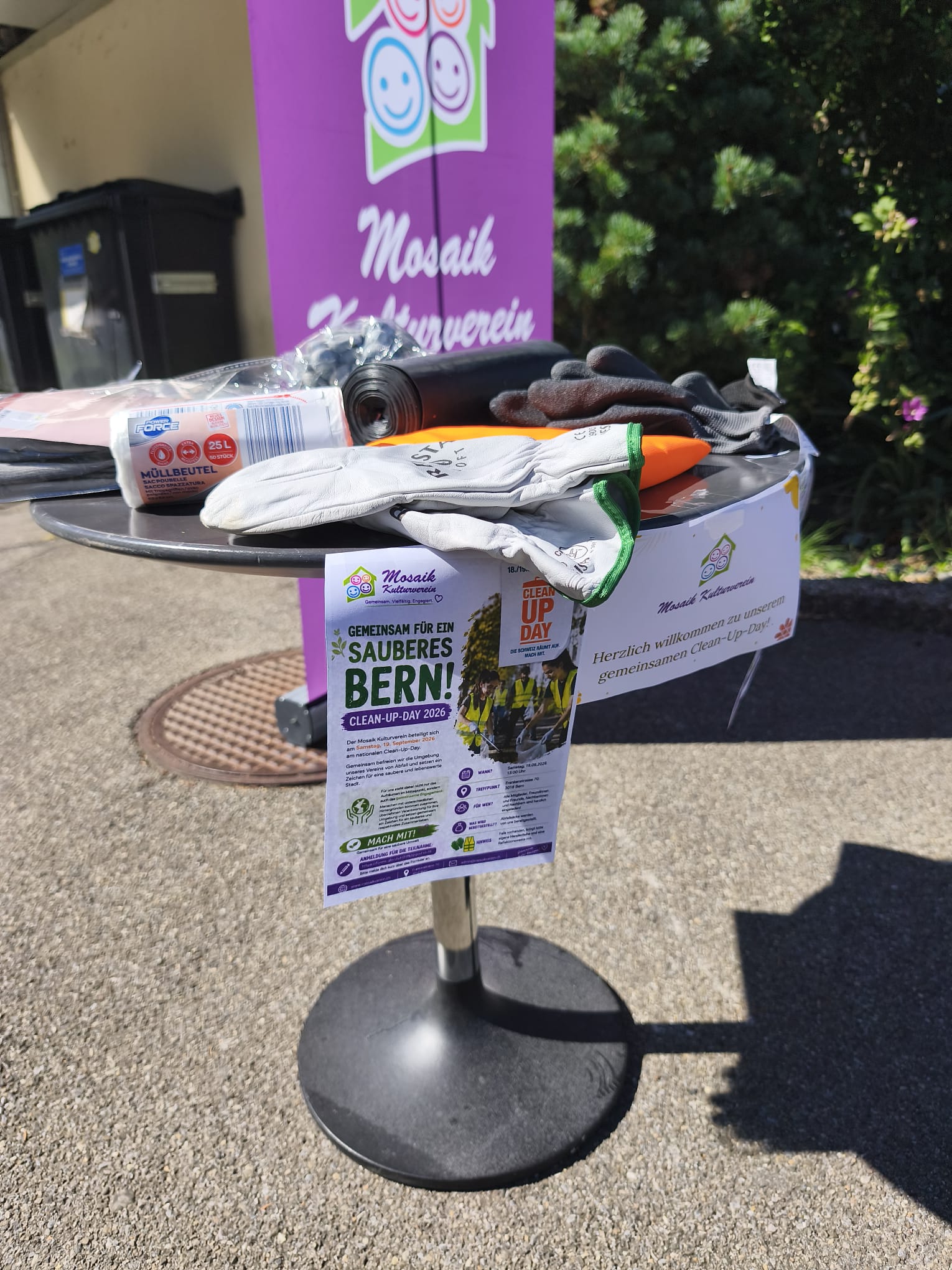 Mosaik Clean-Up-Day 2026 – Engagierte Teilnehmerinnen und Teilnehmer
